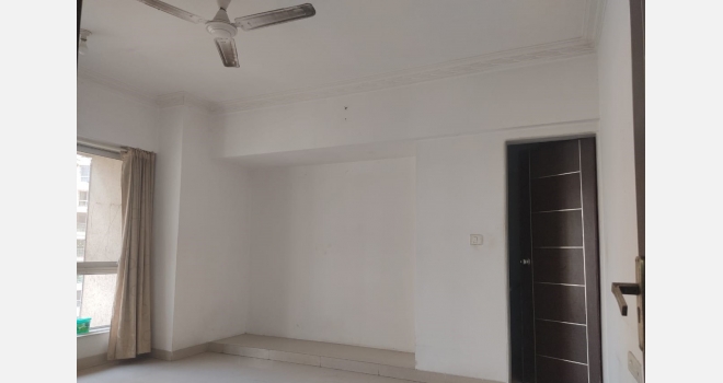 3 BHK with 2 balconies for sale in Nahar Amrit Shakti