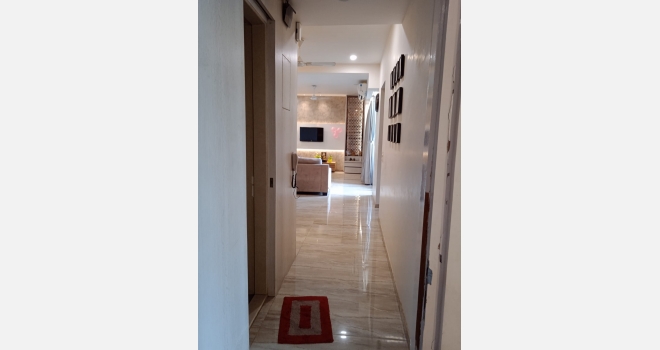2 BHK beautifully interior done up flat for lease in Yvonne , Nahar Amrit Shakti, Chandivali
