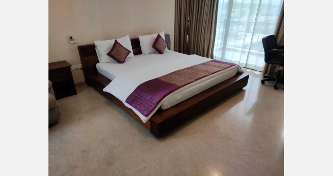 4 BHK Fully Furnished Flat in Signature Tower of Emerald Isle